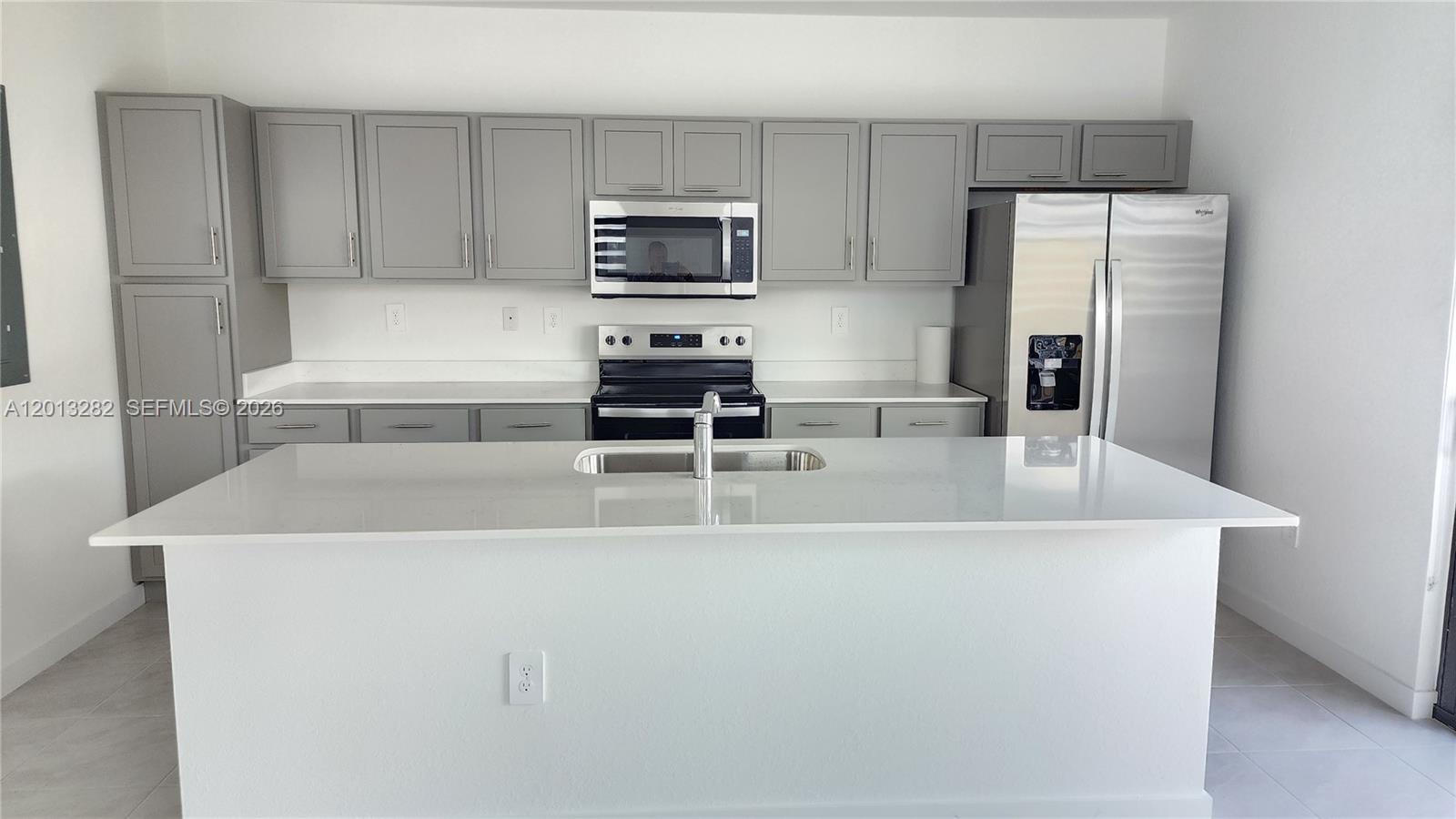MIAMI LAND AND DEVELOPMEN - Residential Lease