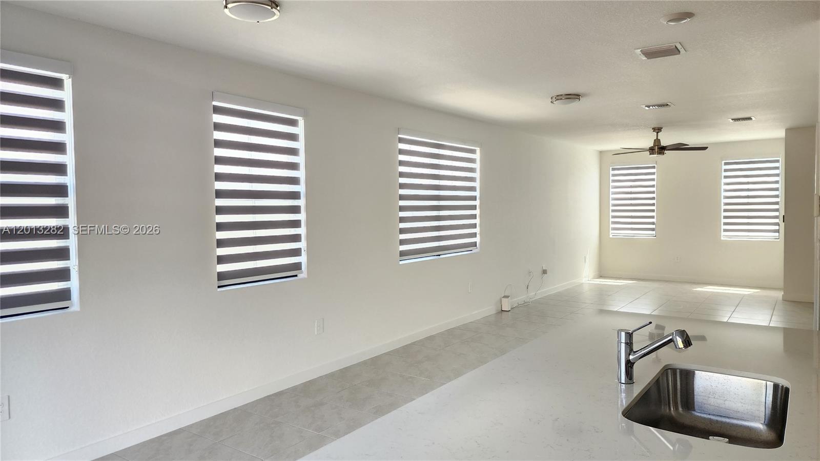 MIAMI LAND AND DEVELOPMEN - Residential Lease