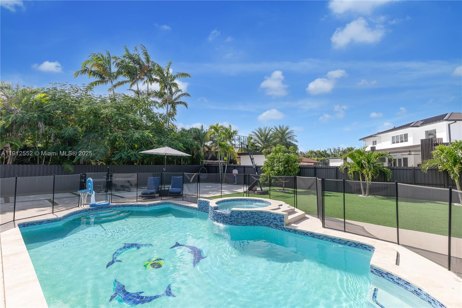 VALENCIA GROVES ESTATES - Residential