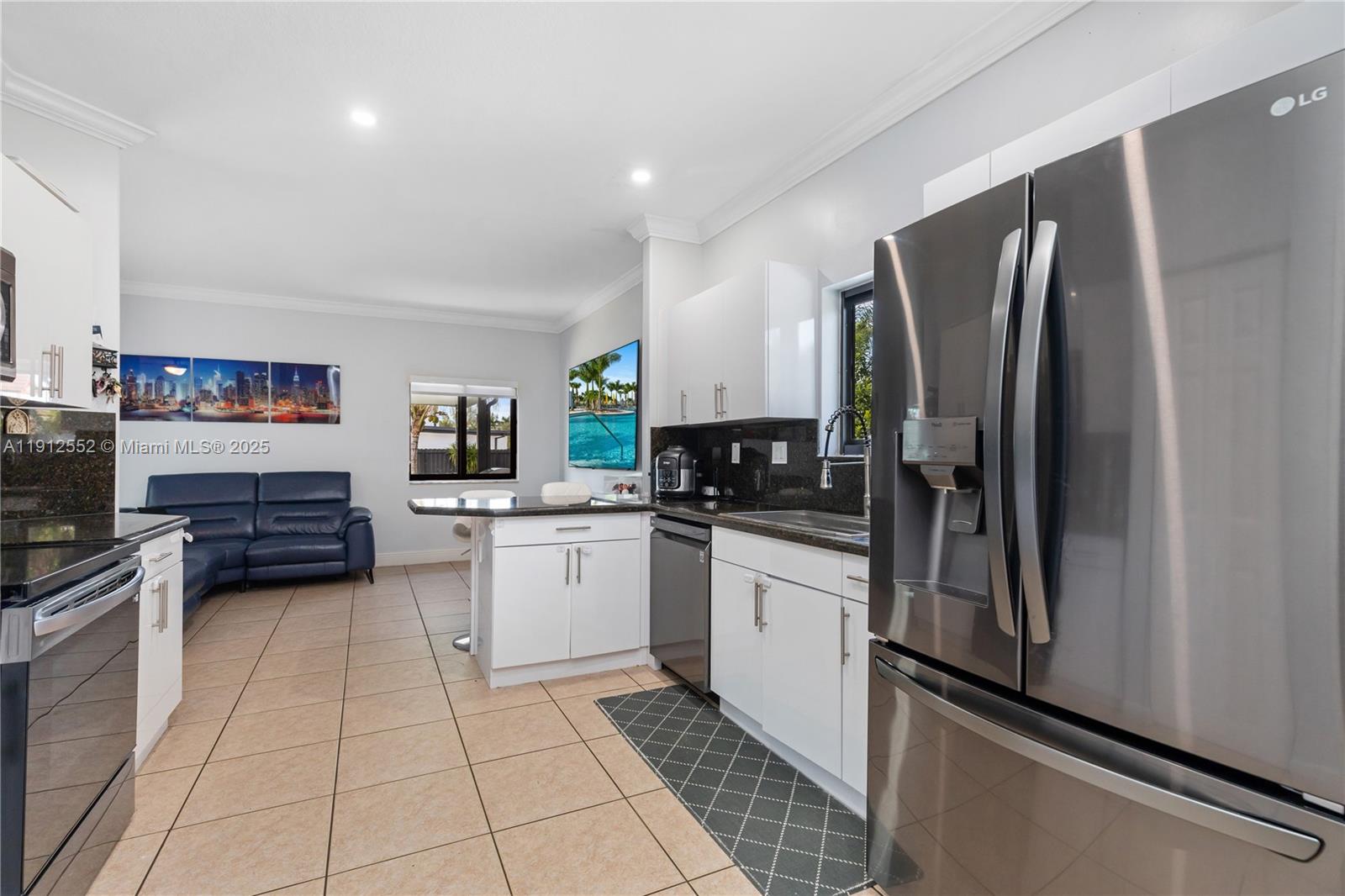 VALENCIA GROVES ESTATES - Residential