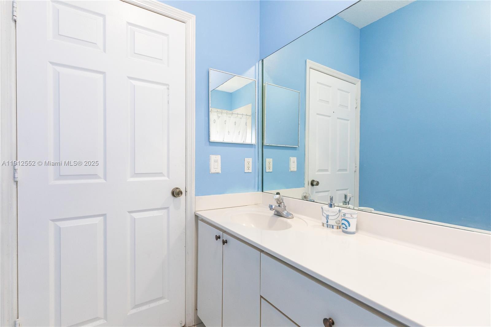 VALENCIA GROVES ESTATES - Residential