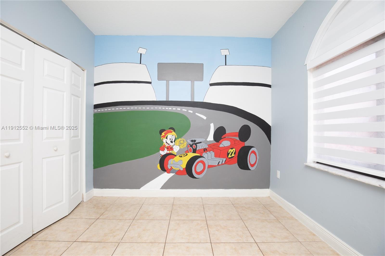 VALENCIA GROVES ESTATES - Residential