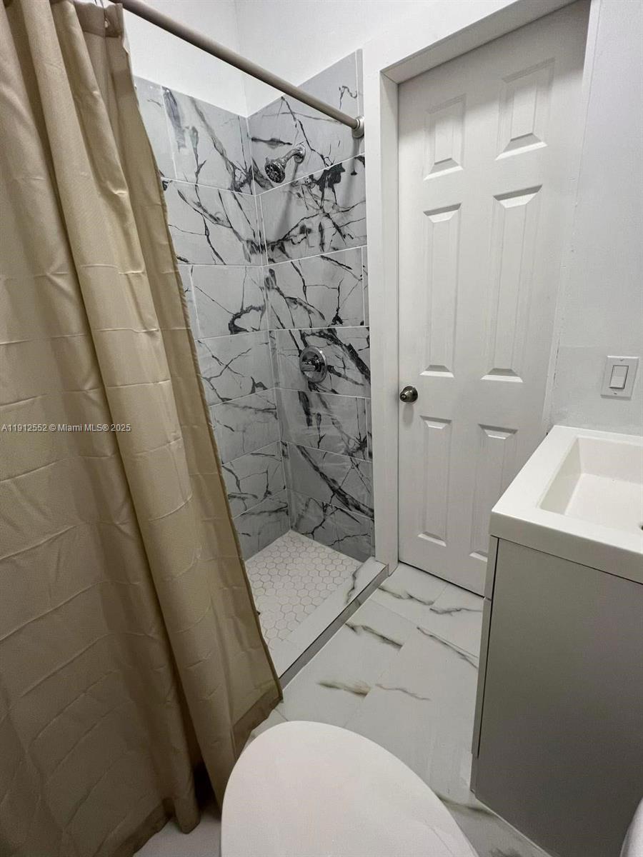 VALENCIA GROVES ESTATES - Residential