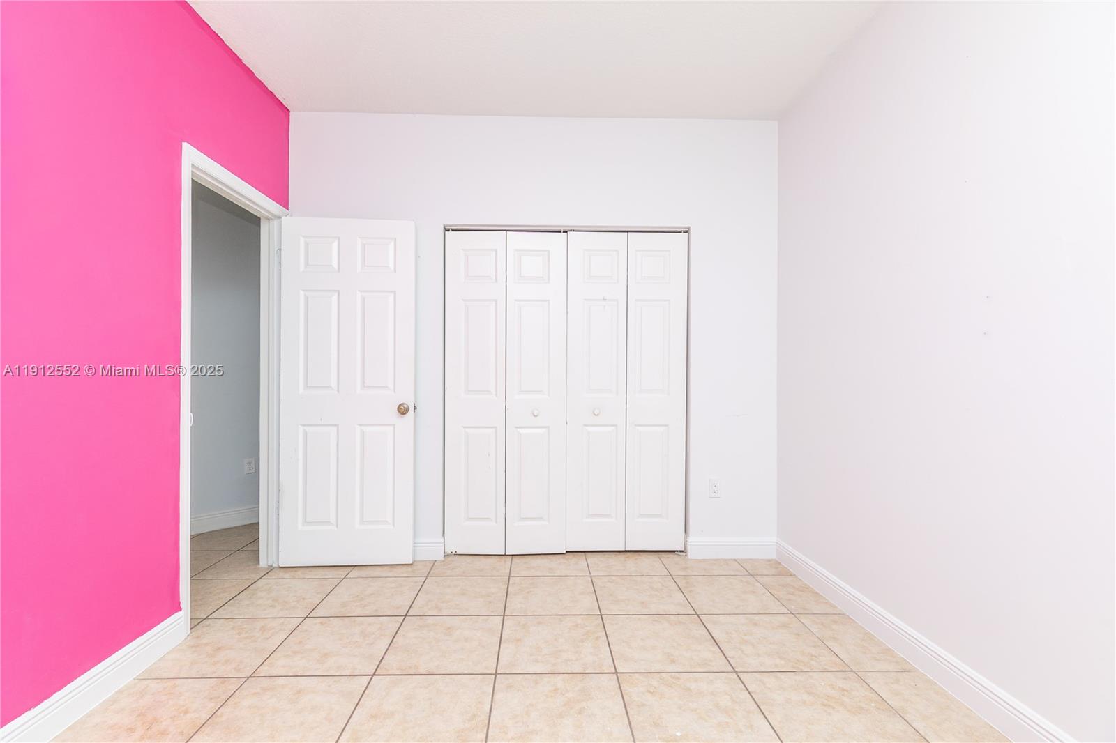 VALENCIA GROVES ESTATES - Residential