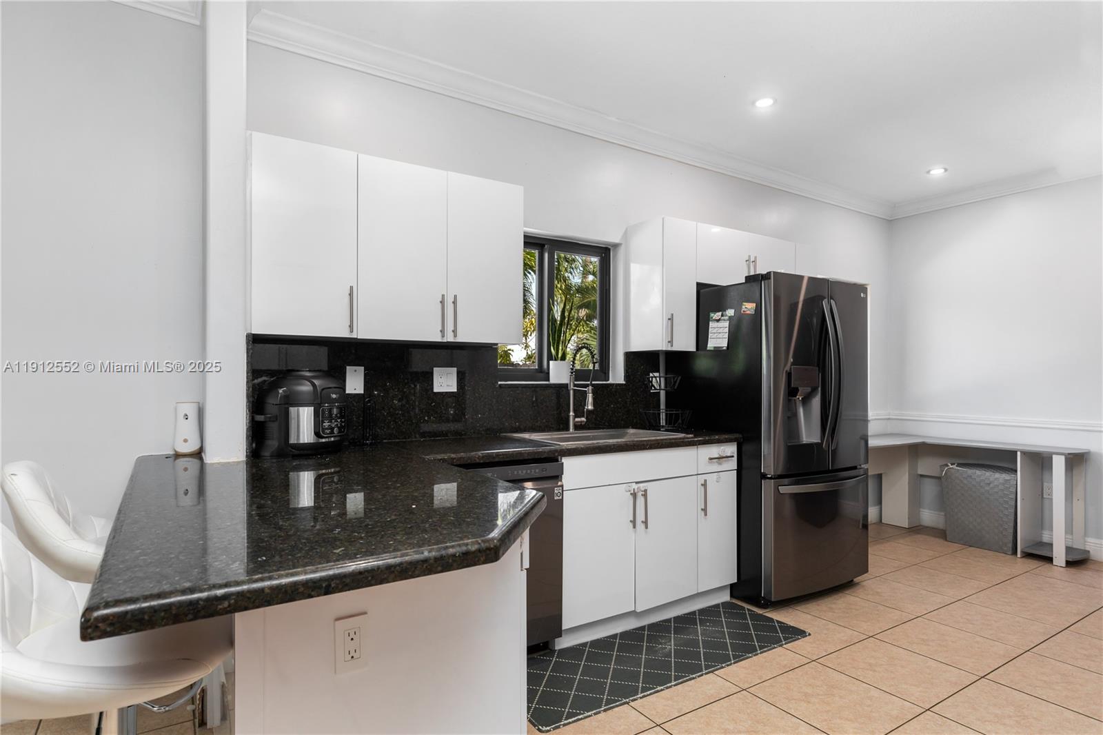 VALENCIA GROVES ESTATES - Residential