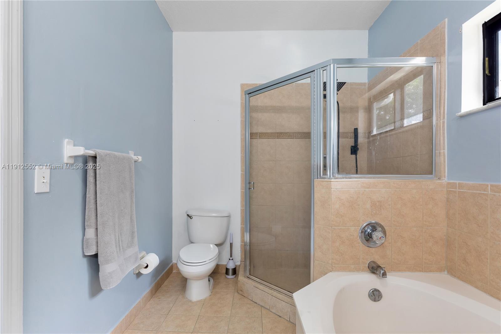 VALENCIA GROVES ESTATES - Residential