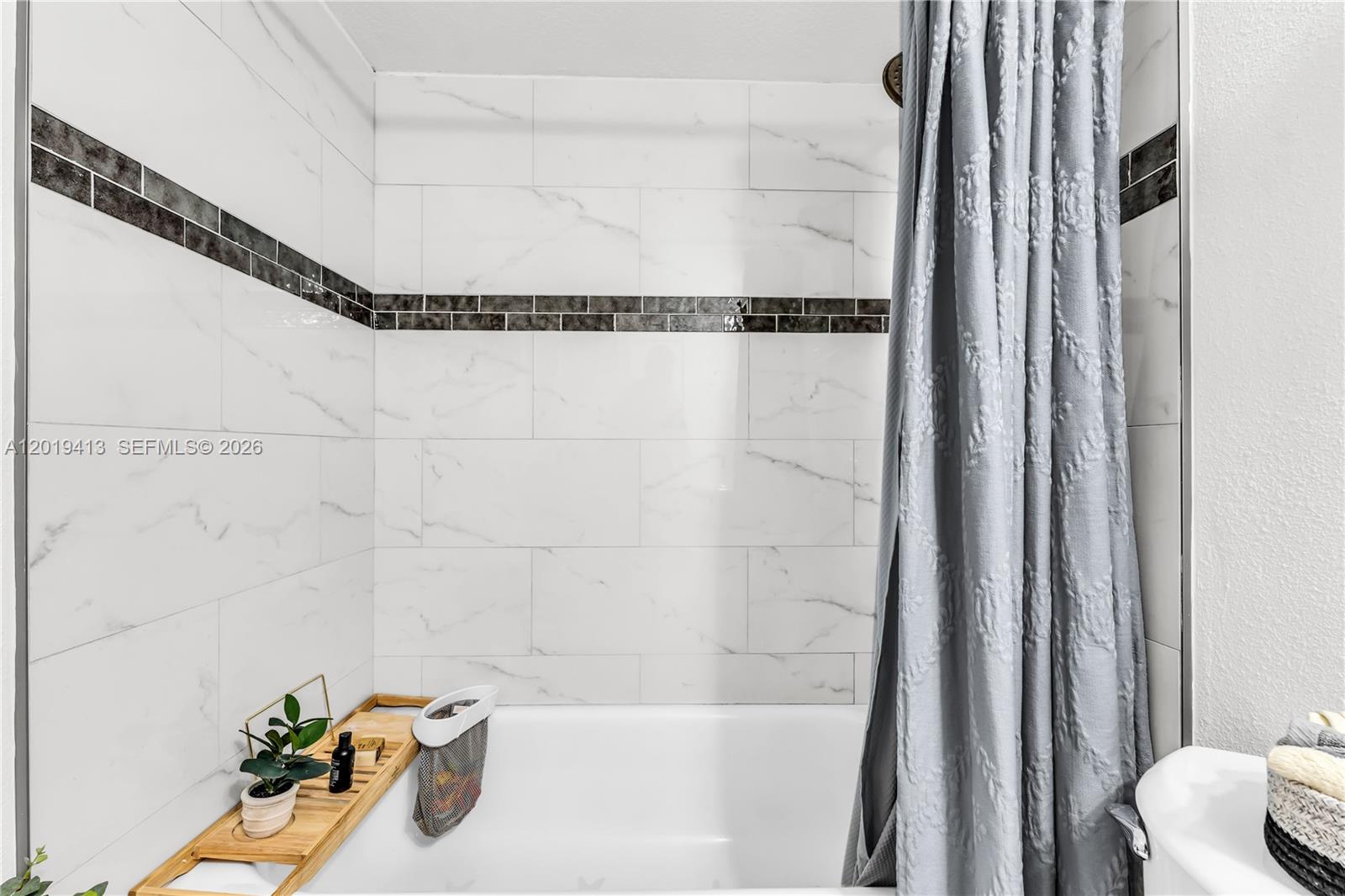 WOODHAVEN EAST CONDO - Residential