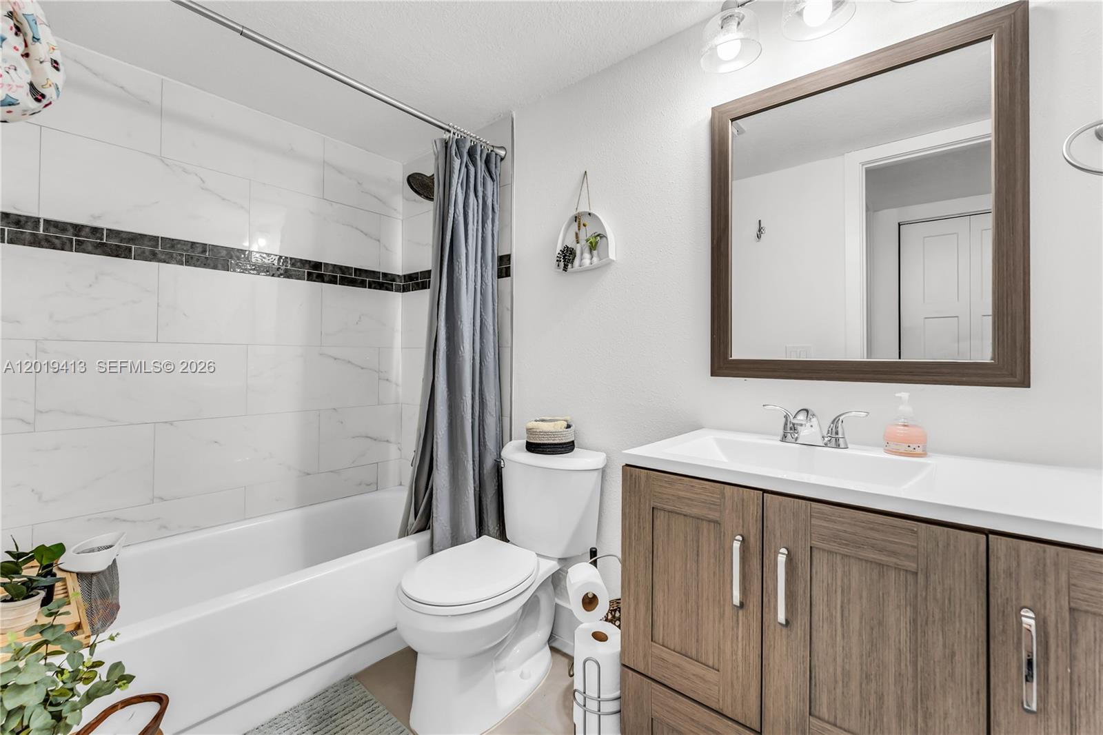 WOODHAVEN EAST CONDO - Residential