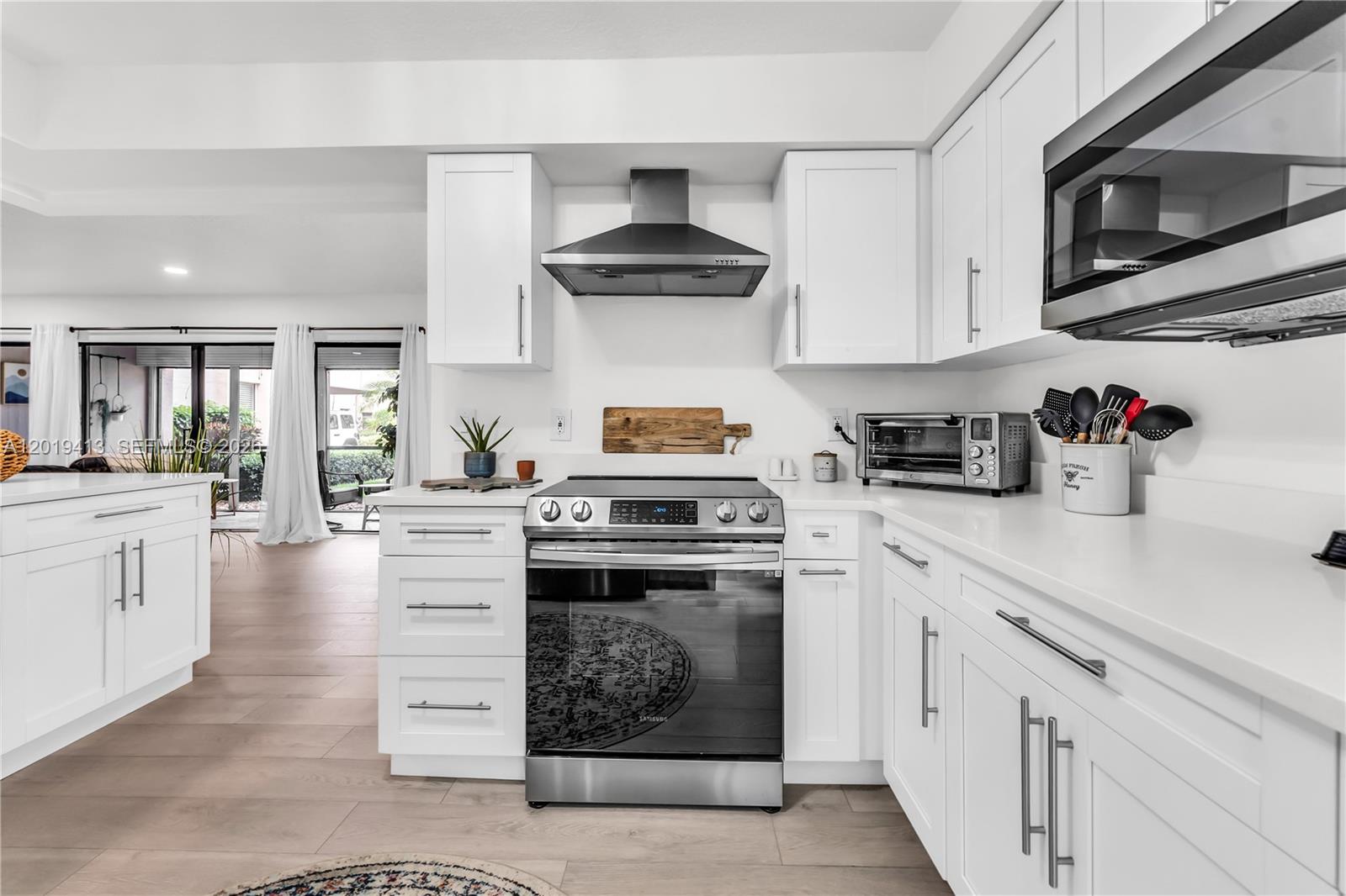 WOODHAVEN EAST CONDO - Residential