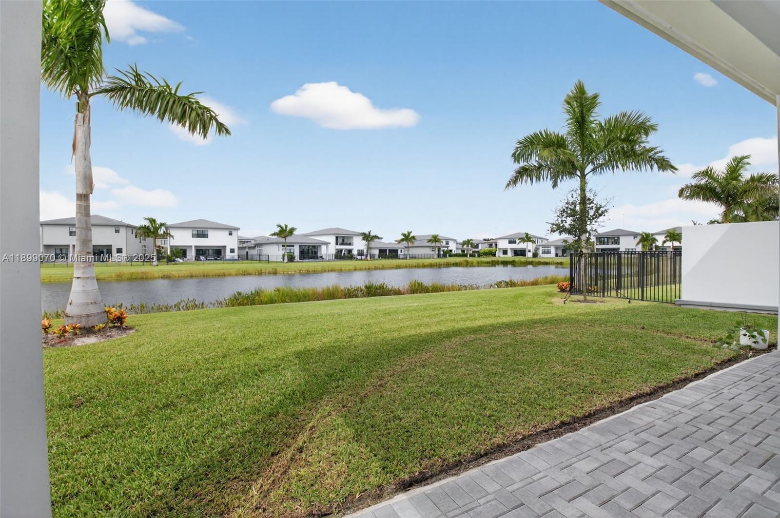 lotus palm - Residential