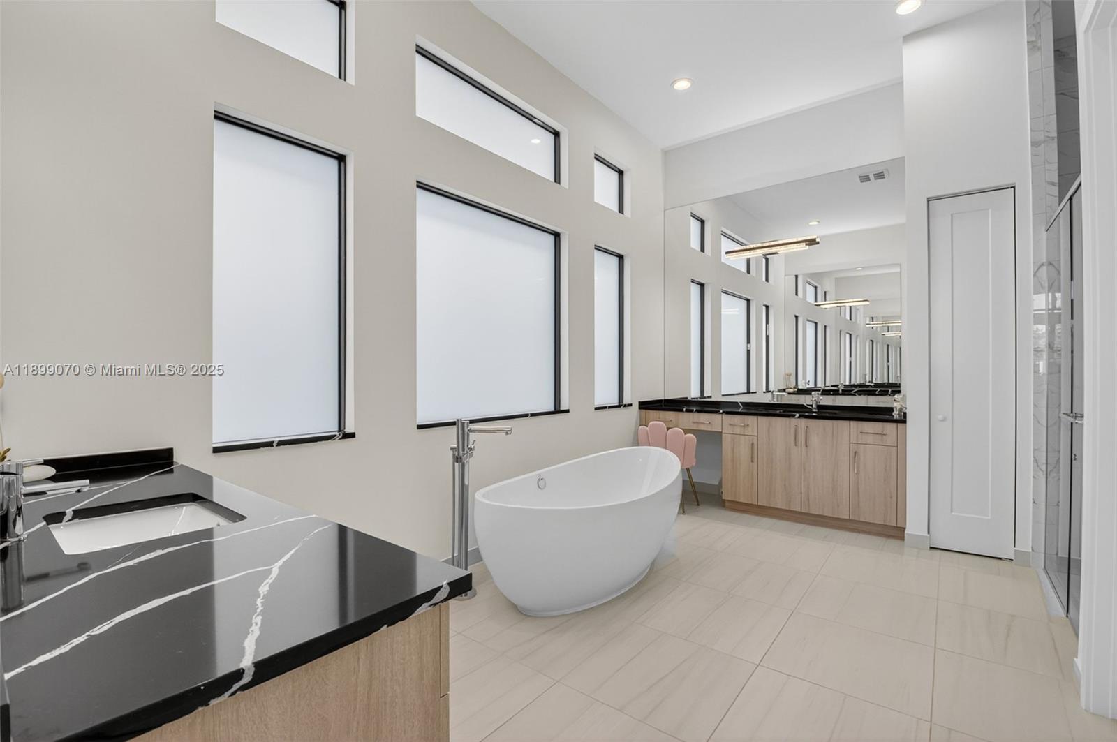 lotus palm - Residential