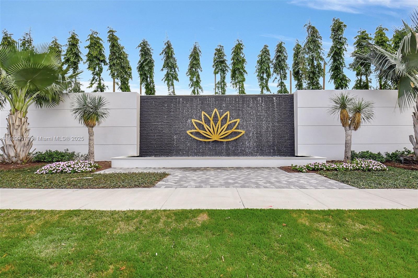 lotus palm - Residential