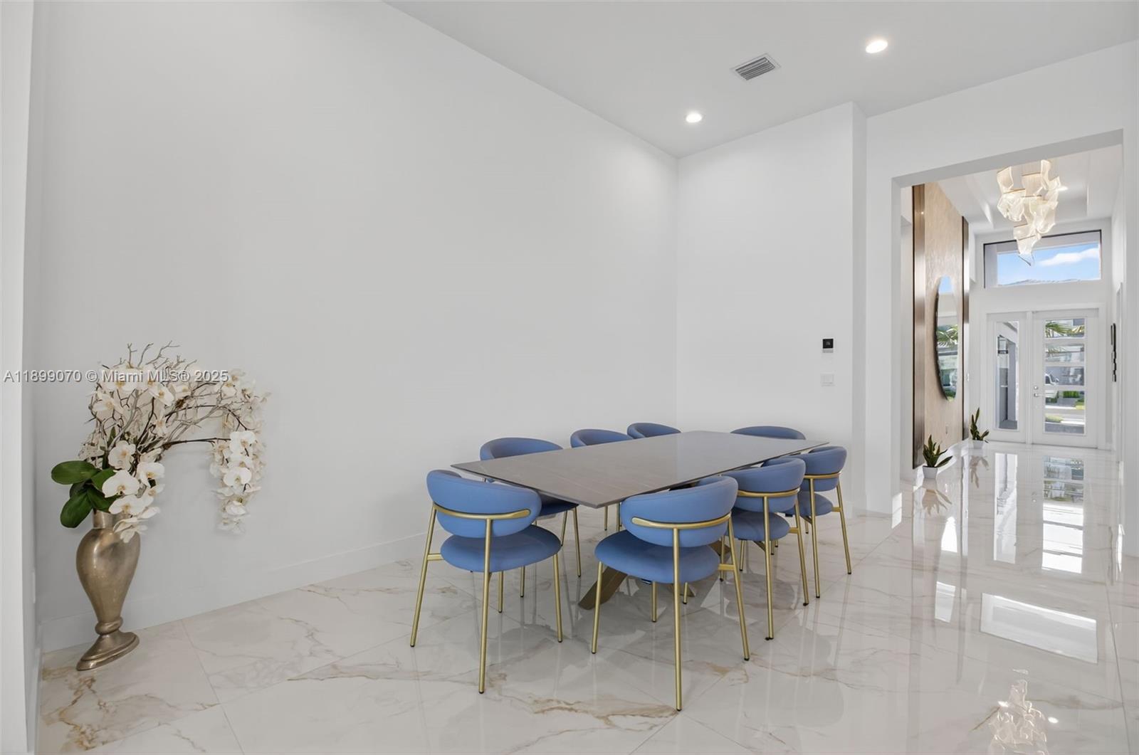 lotus palm - Residential