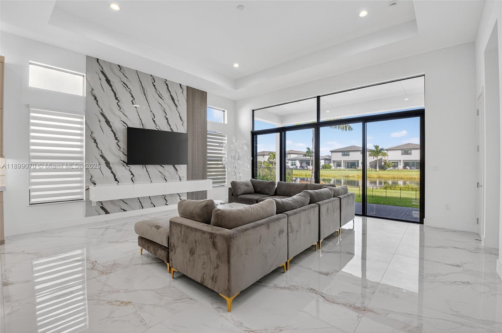 lotus palm - Residential