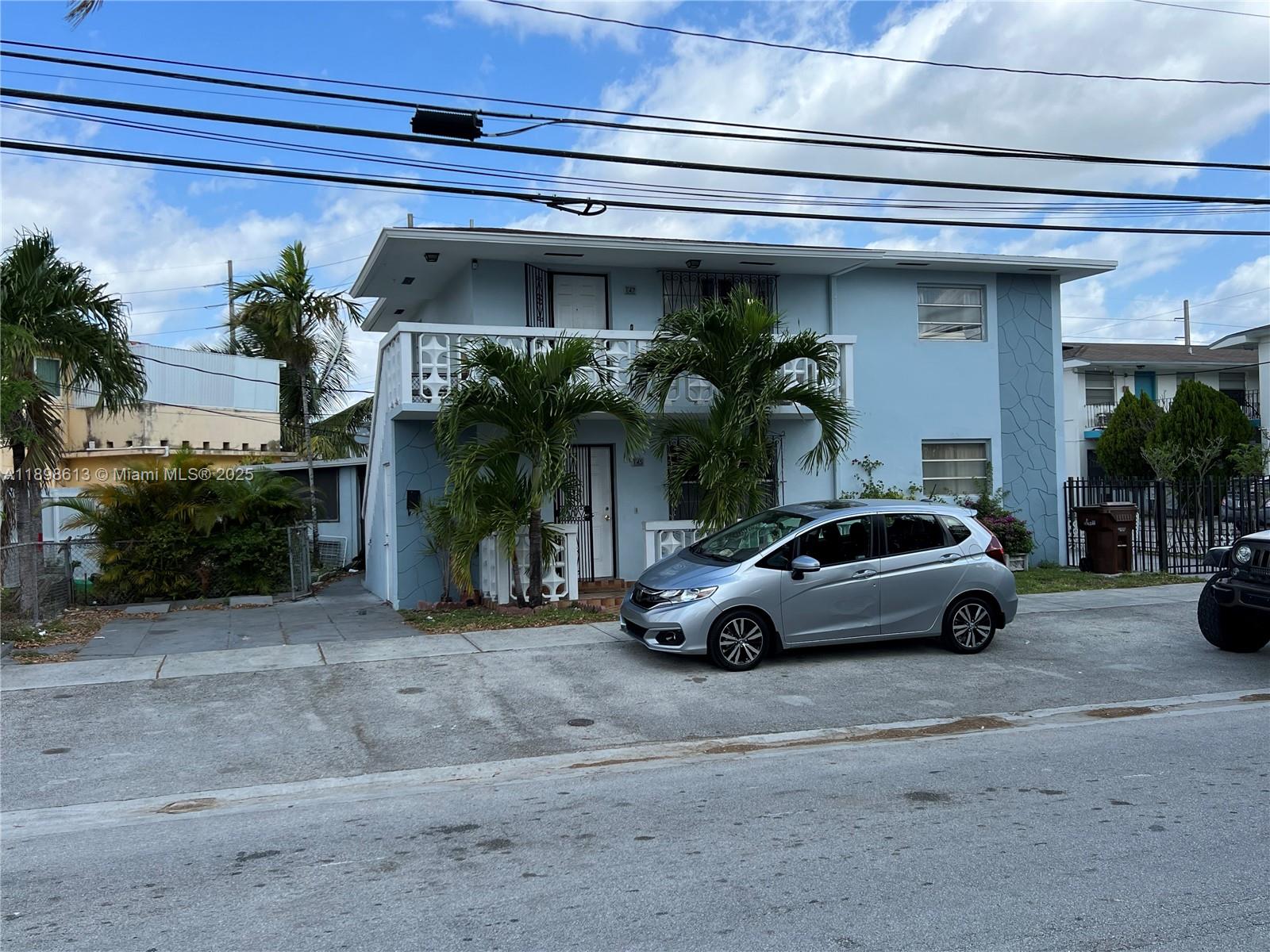 7 53 41 HIALEAH 17TH ADDN - Residential Lease