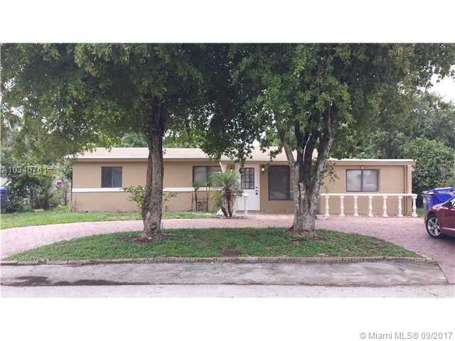 Beautiful 2 bedroom 1 bathroom single family home located in tranquil Hollywood. The entire house has been remodeled! kitchen, bathroom, and much more. Tile floors throughout the entire house. Washer and dryer located in unit for convenience. Property sits on a large lot, and has a huge fenced backyard! House also has quiet Florida room, great for relaxing. Pets are welcome! (Pet deposit may apply). Located in very desirable area, call today to schedule a showing.