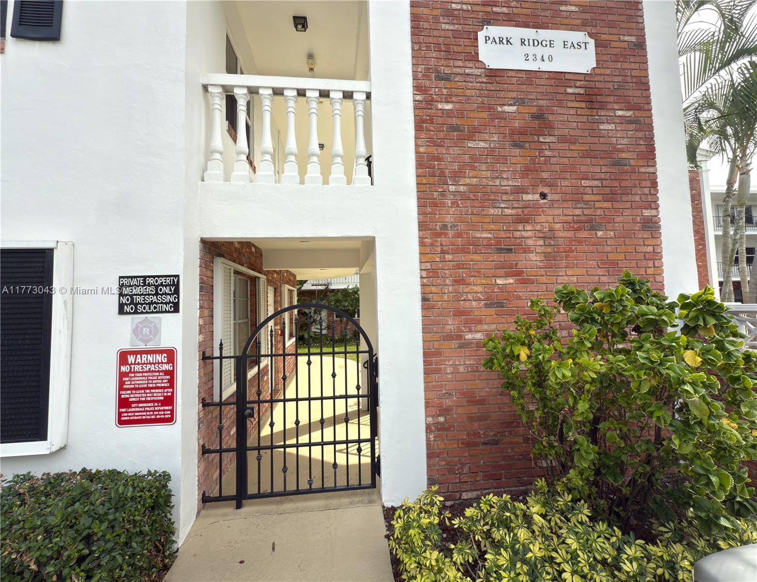 PARK RIDGE EAST APTS COND - Residential