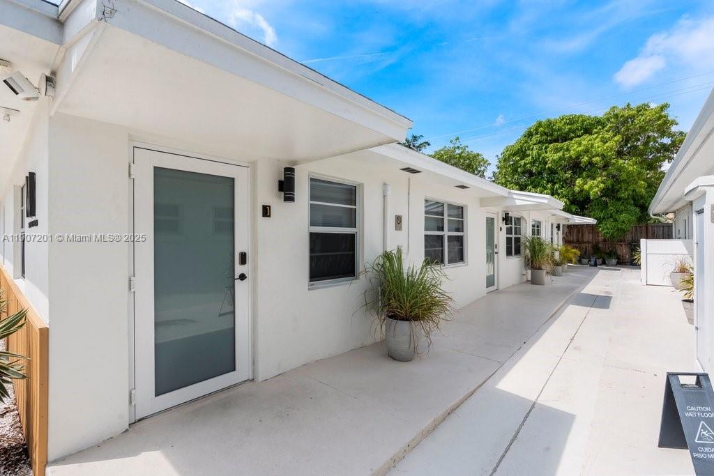 LAKE WORTH TOWN OF - Residential Income