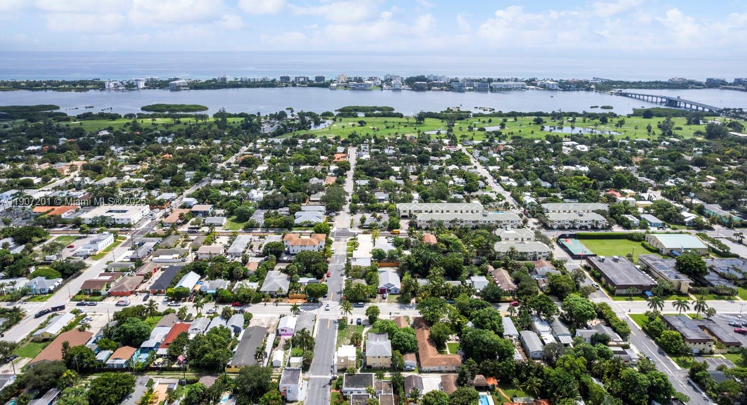 LAKE WORTH TOWN OF - Residential Income