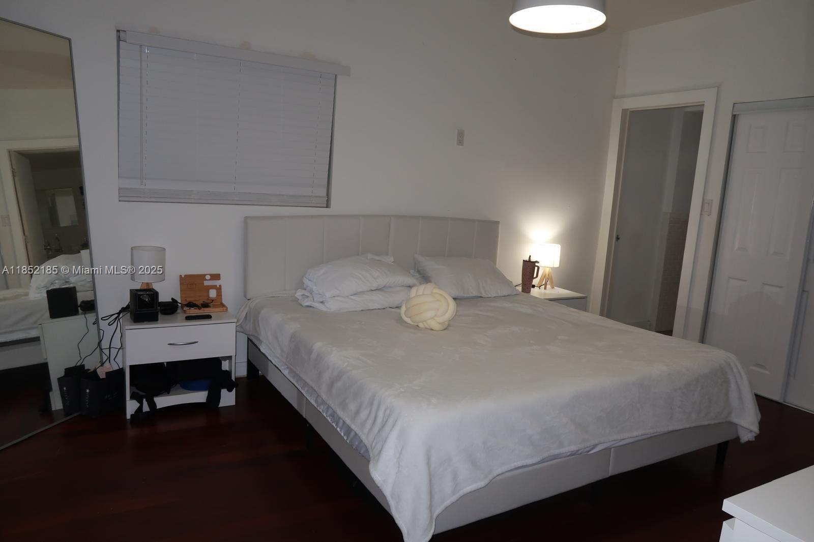 ROSEMONT PARK - Residential