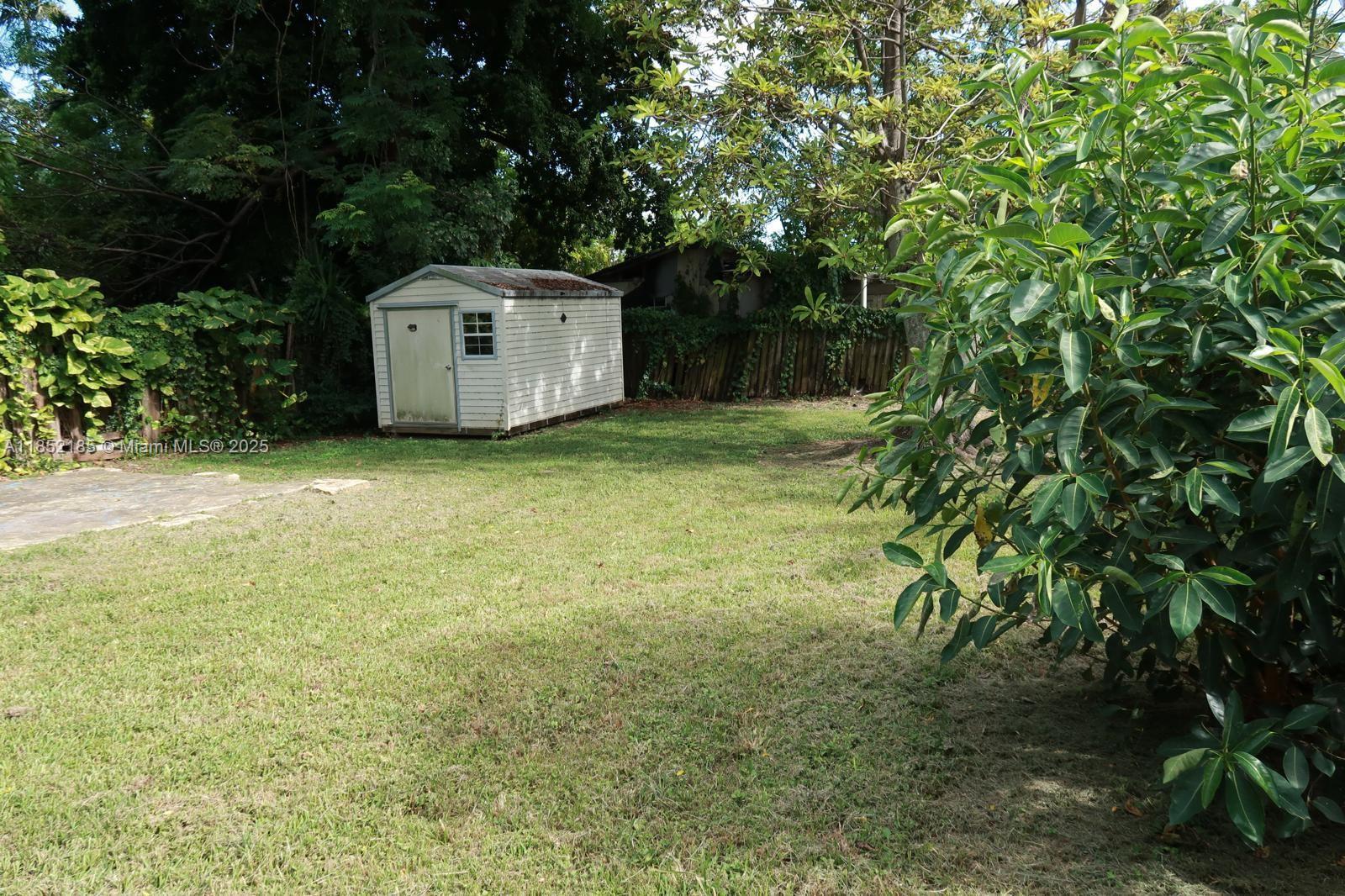 ROSEMONT PARK - Residential