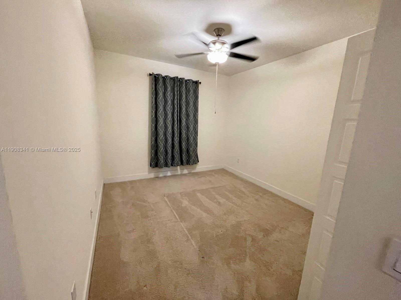 GRAND BAY NORTH - Residential Lease