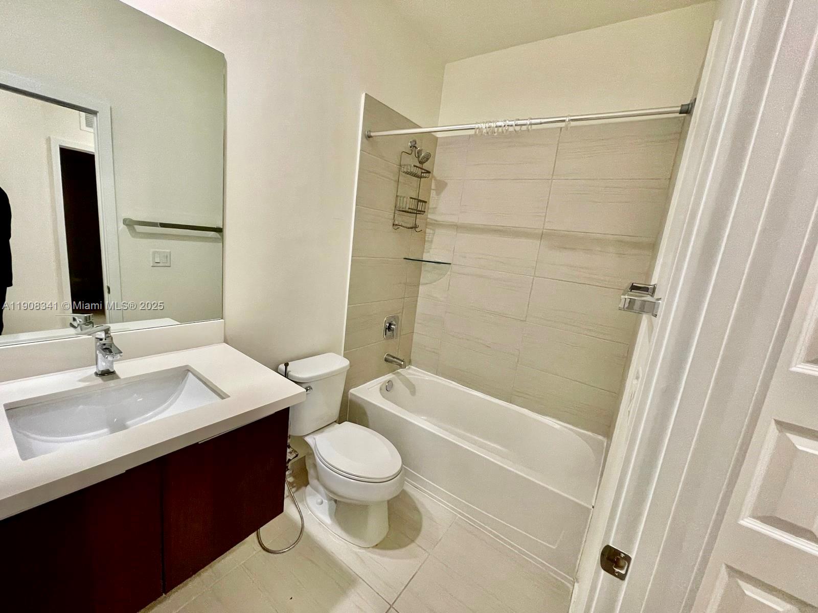 GRAND BAY NORTH - Residential Lease