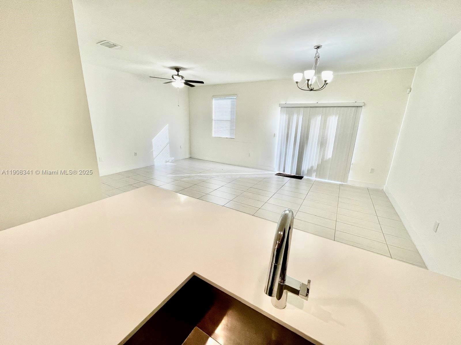 GRAND BAY NORTH - Residential Lease