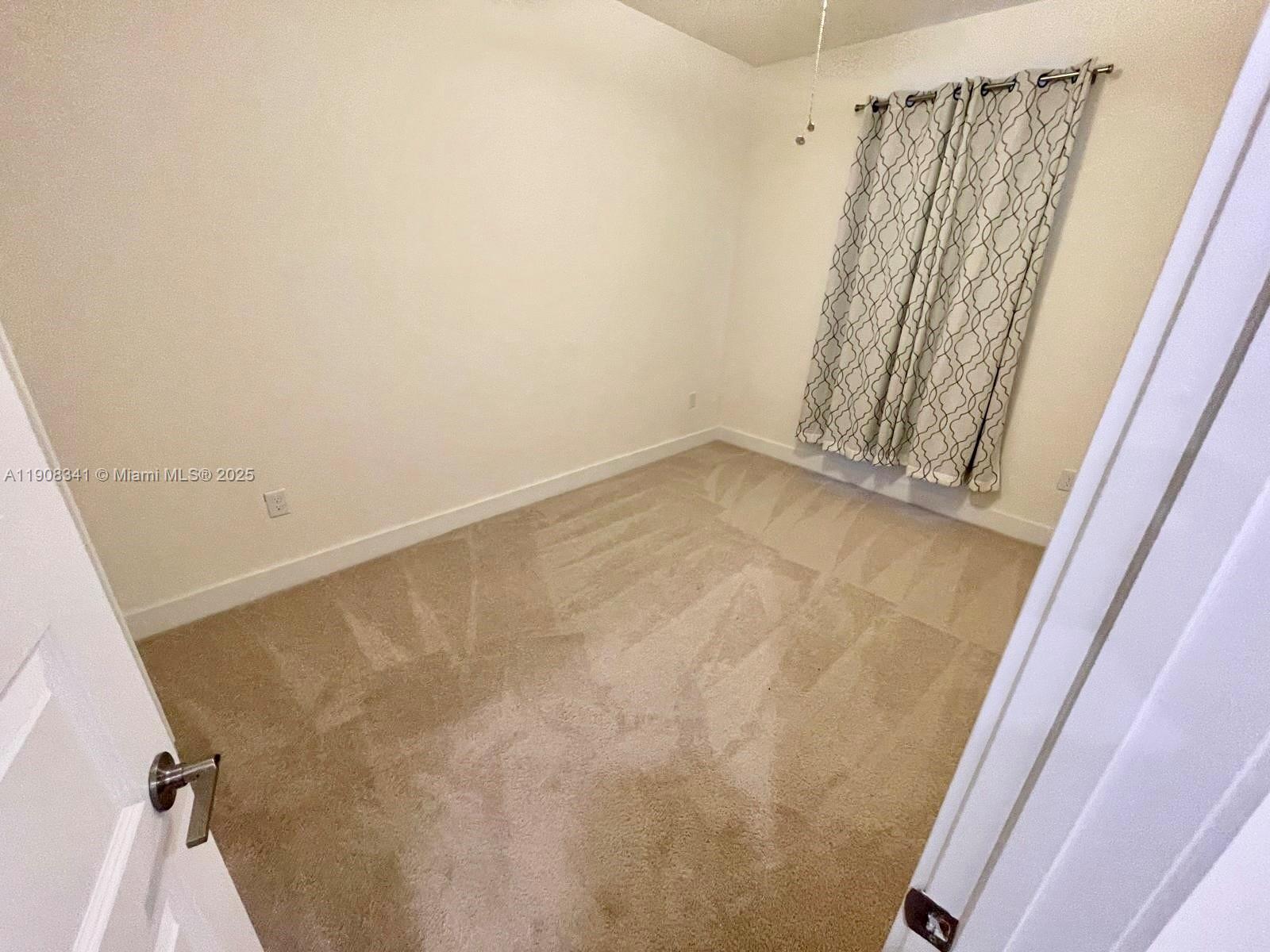 GRAND BAY NORTH - Residential Lease