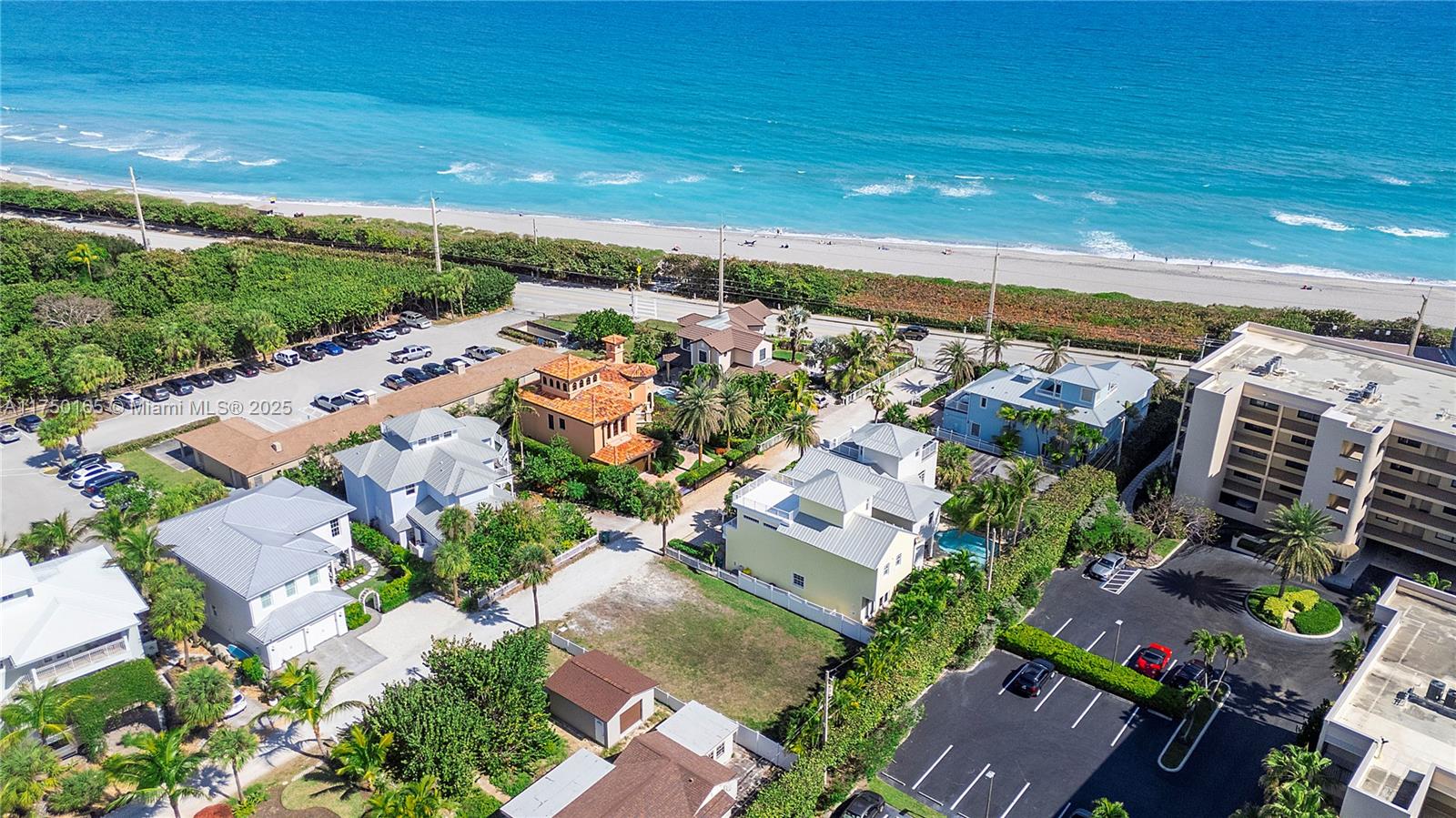 SEA DUNES - Land