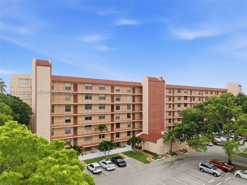 Photo of 14623 Bonaire Blvd #405, Delray Beach, FL 33446 (MLS # A12025932)