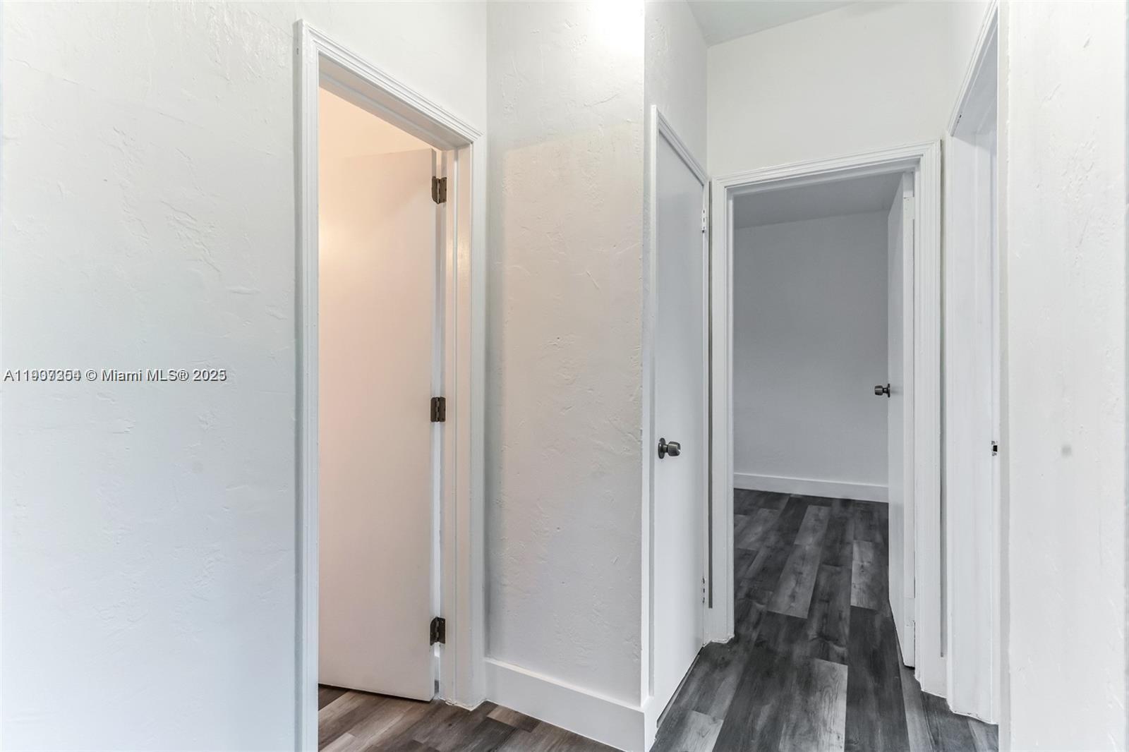 BRUCE TERRACE - Residential Lease