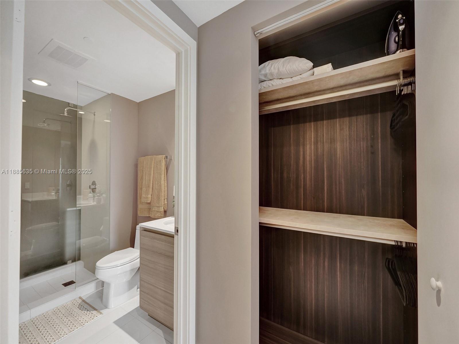 3401 MIDTOWN CONDO - Residential Lease