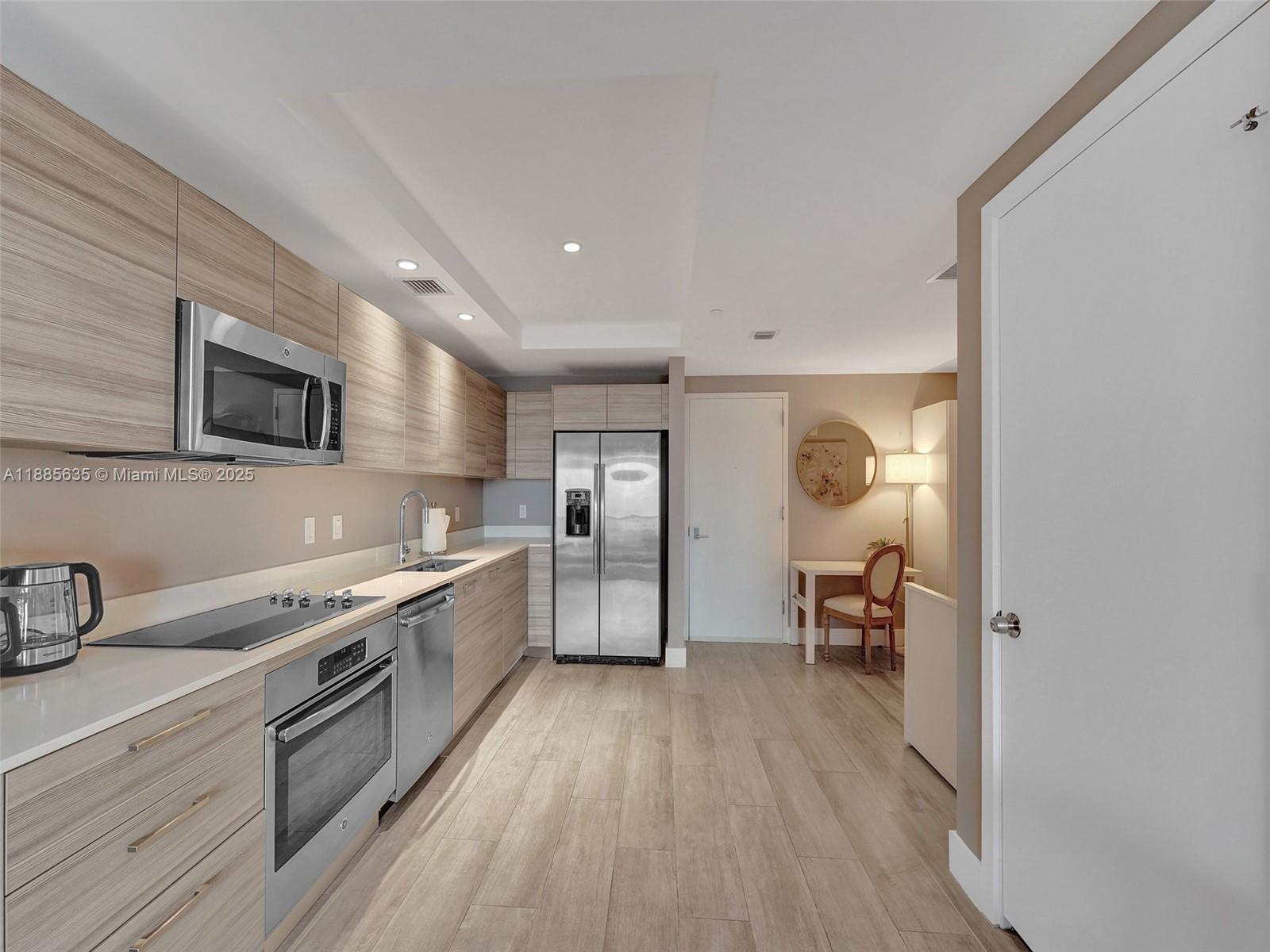 3401 MIDTOWN CONDO - Residential Lease