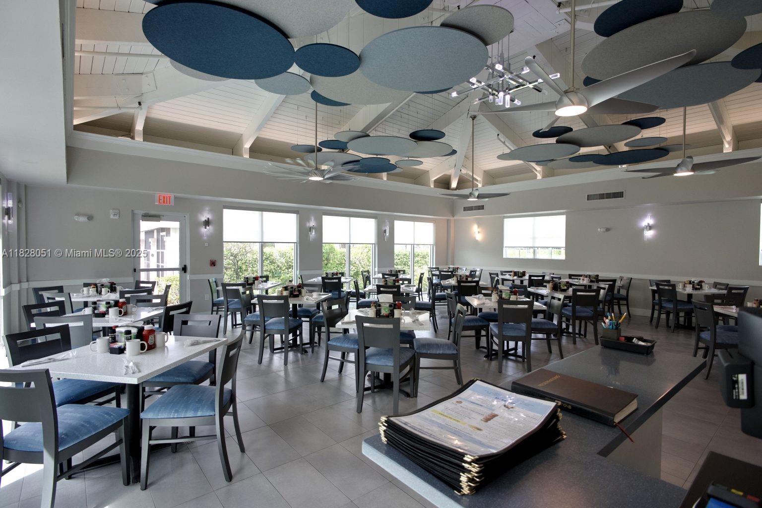 HUNTINGTON POINTE - Residential