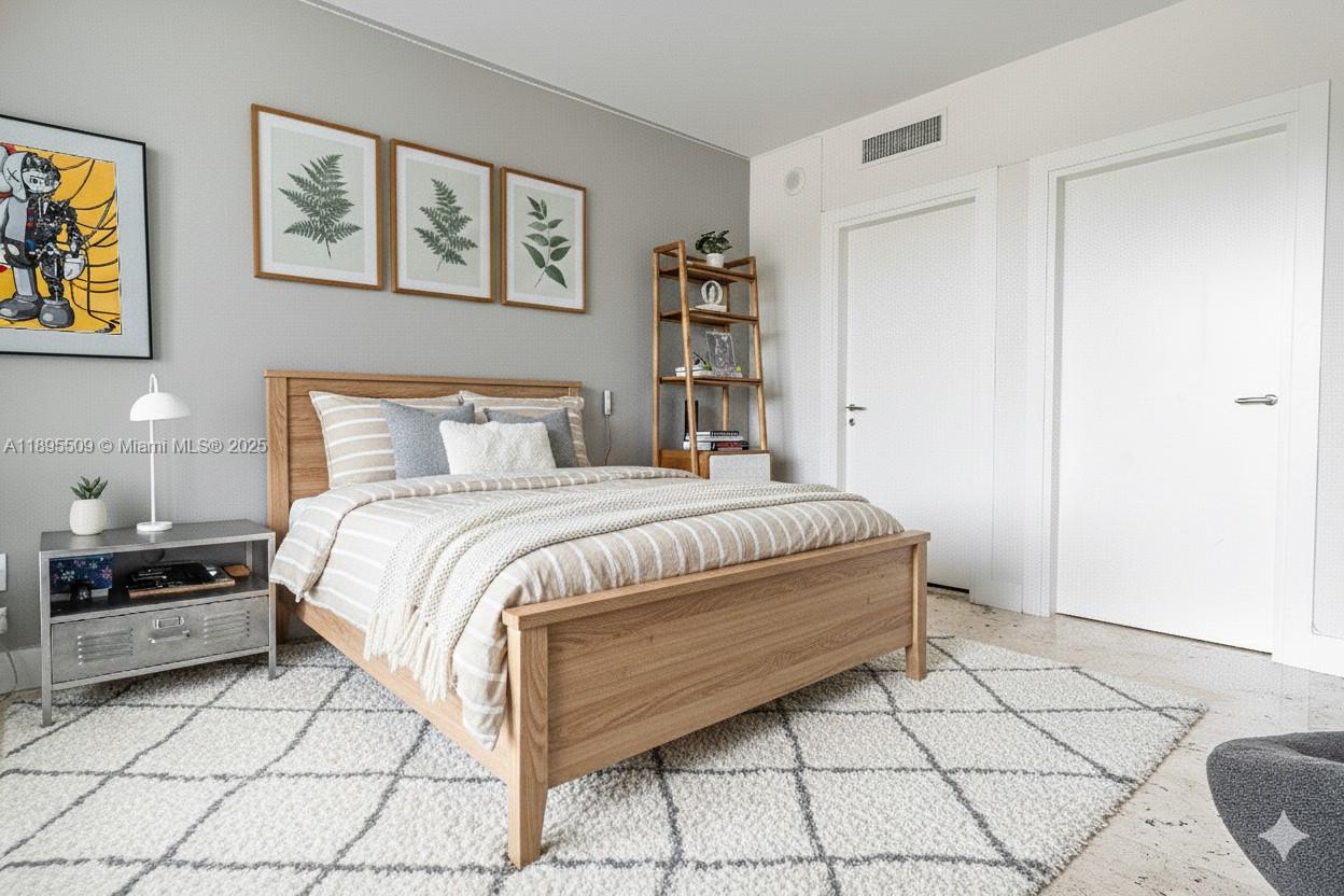 GROVENOR HOUSE CONDO - Residential Lease