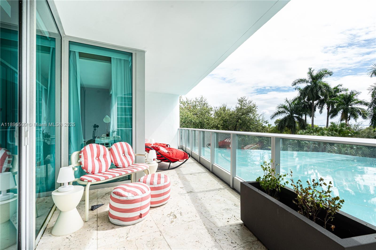 GROVENOR HOUSE CONDO - Residential Lease