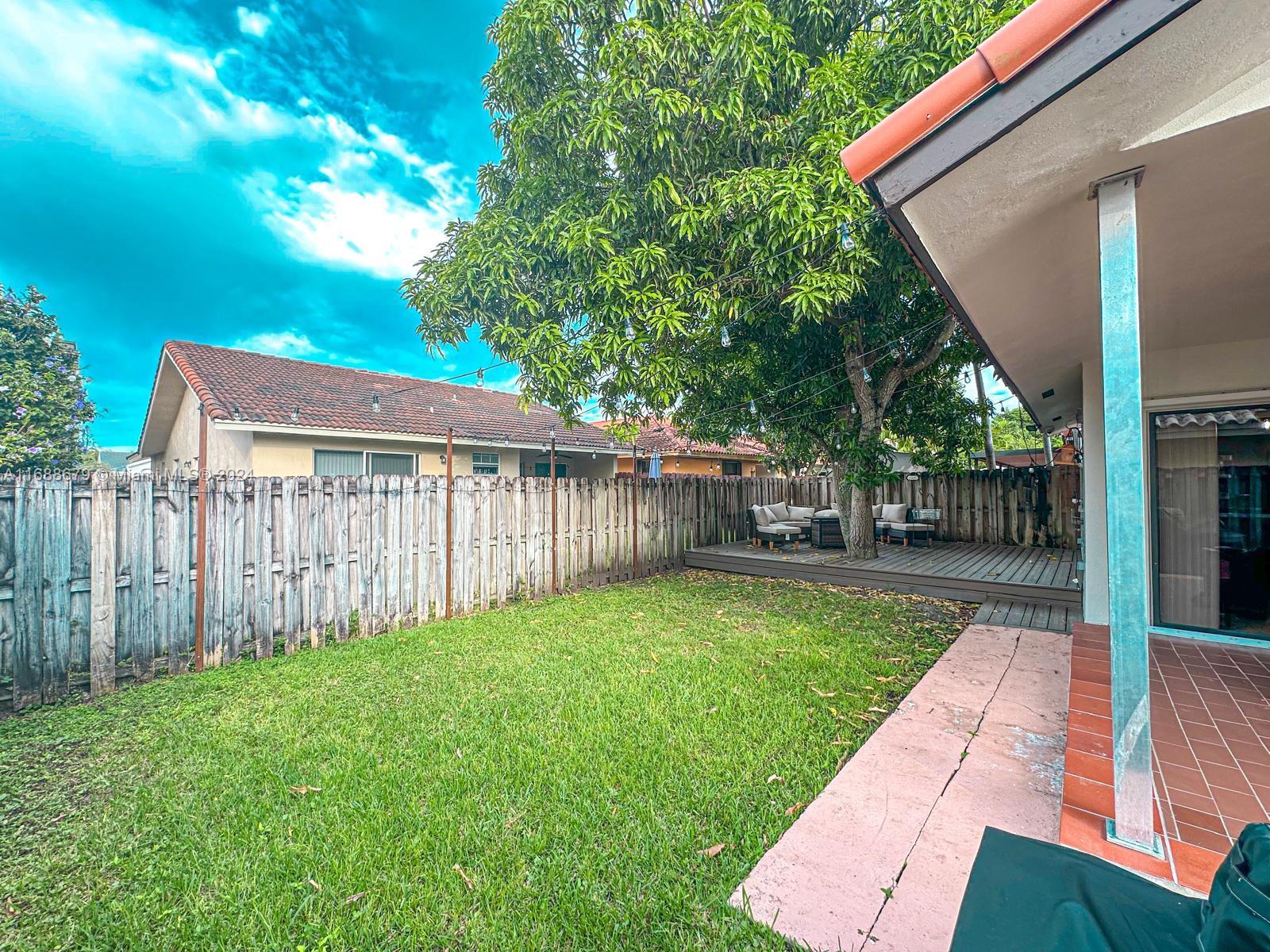 BIRD LAKES SOUTH SEC 2 - Residential