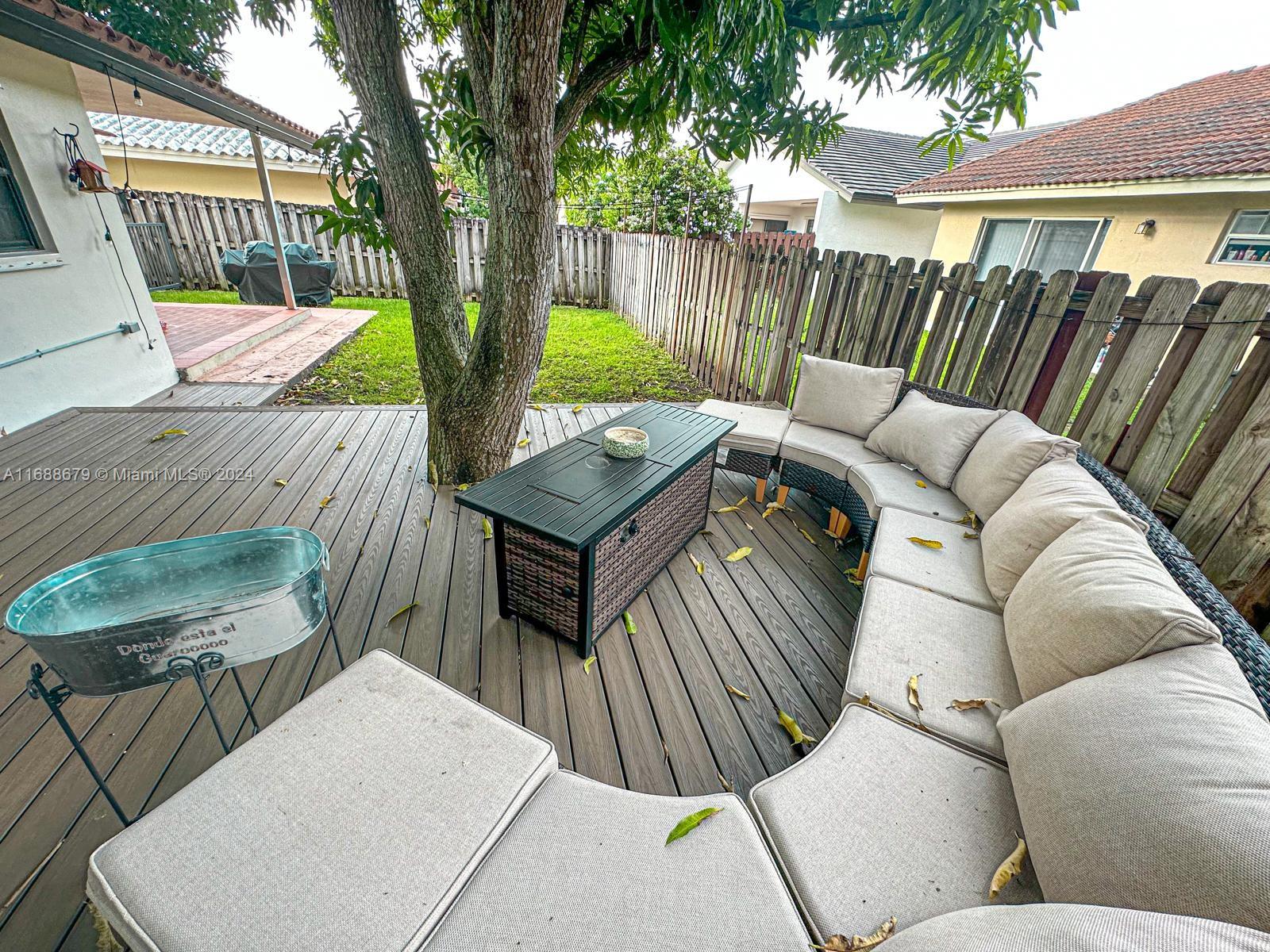 BIRD LAKES SOUTH SEC 2 - Residential