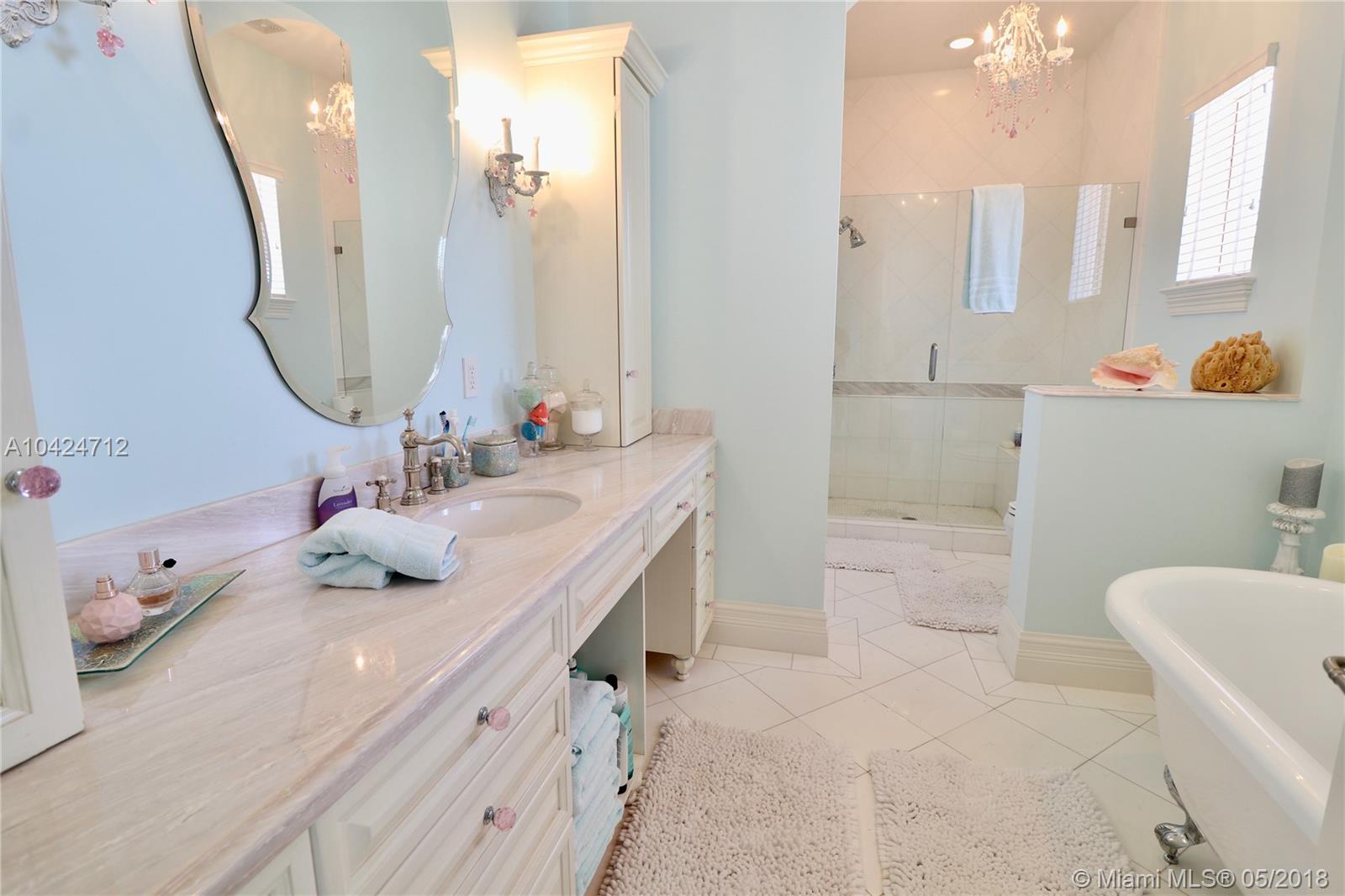 TEQUESTA - Residential