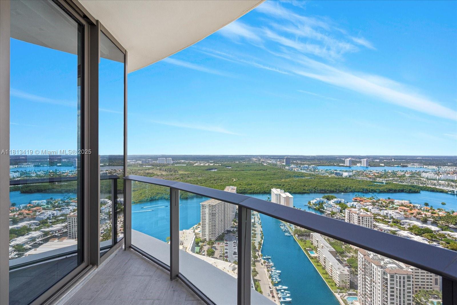 15701 Collins Ave 4401
