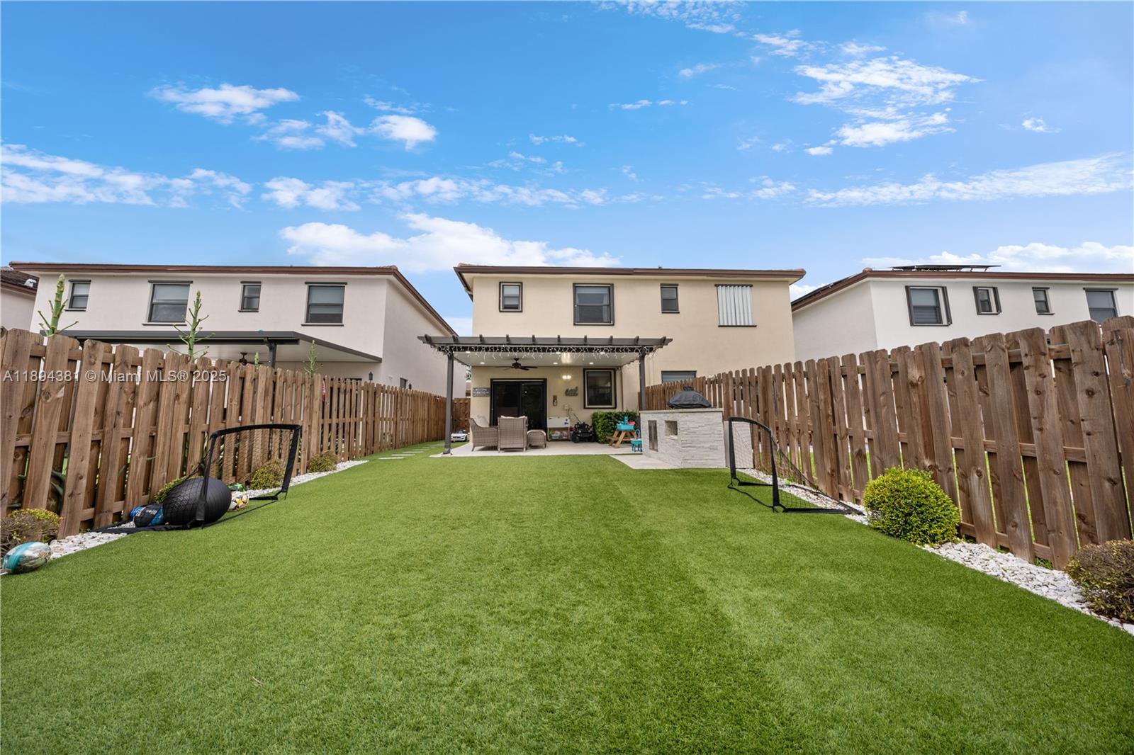 ALLAPATTAH GDNS - Residential