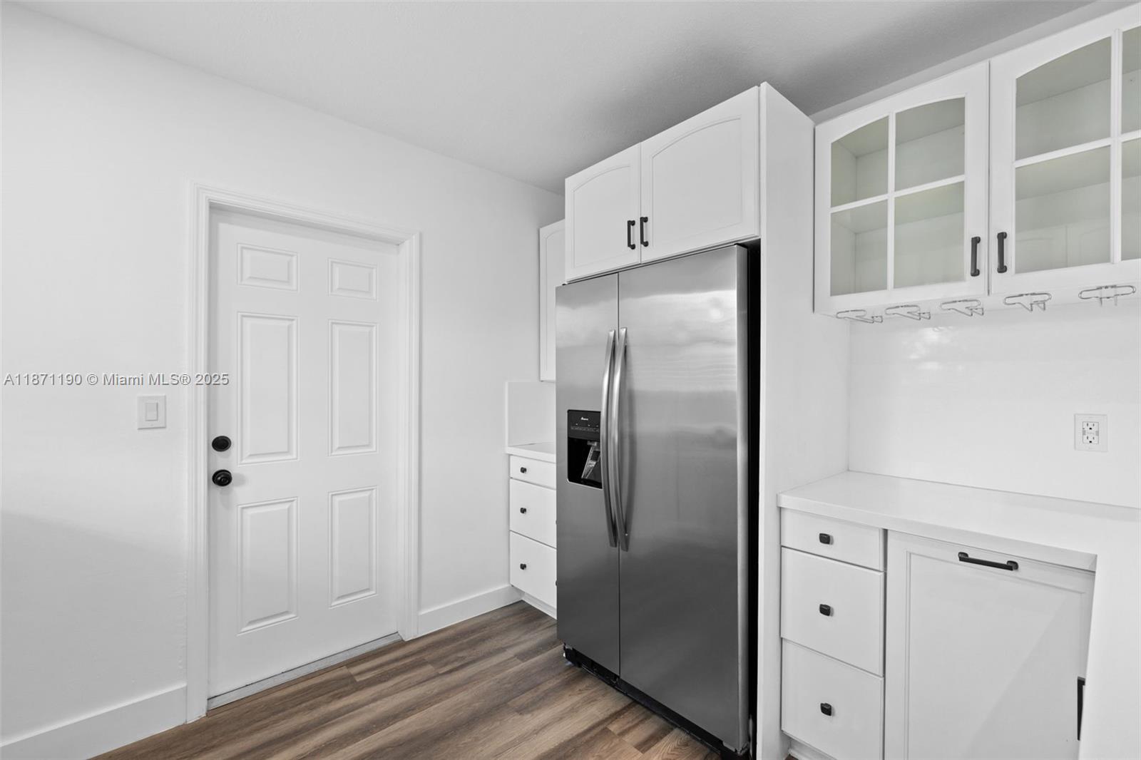 HOLLYWOOD HOMESITES REV P - Residential Lease