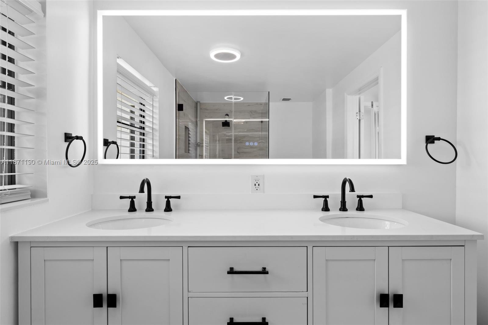 HOLLYWOOD HOMESITES REV P - Residential Lease