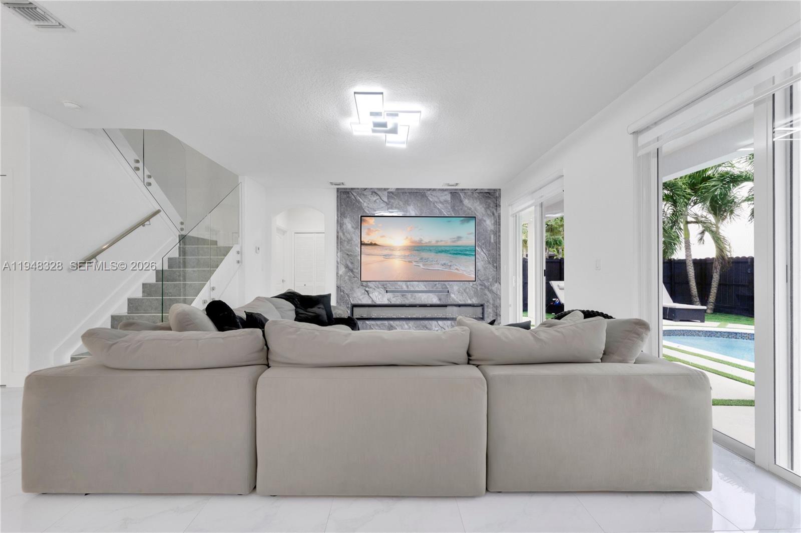 ALCO ESTATES FOURTH ADDN - Residential