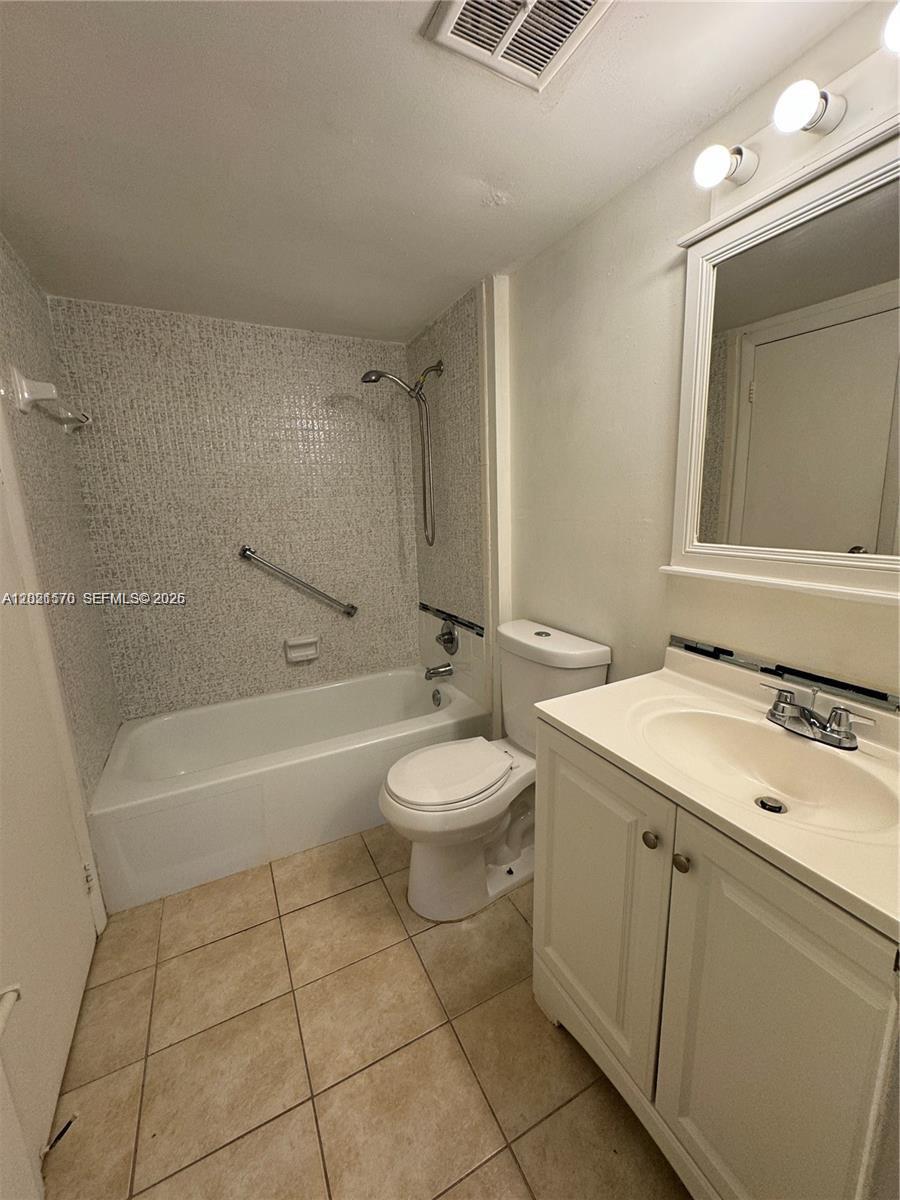 TALL TREES CONDO - Residential