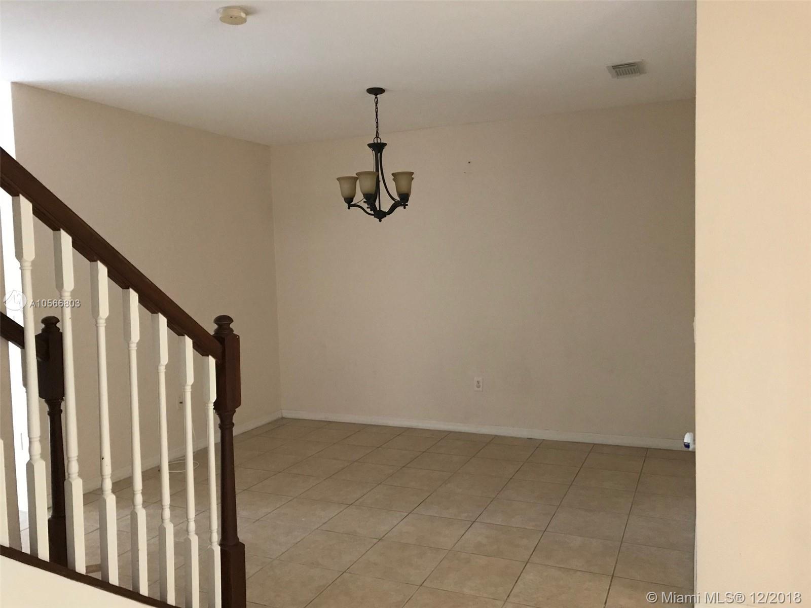 KENDALL BREEZE SOUTH - Residential