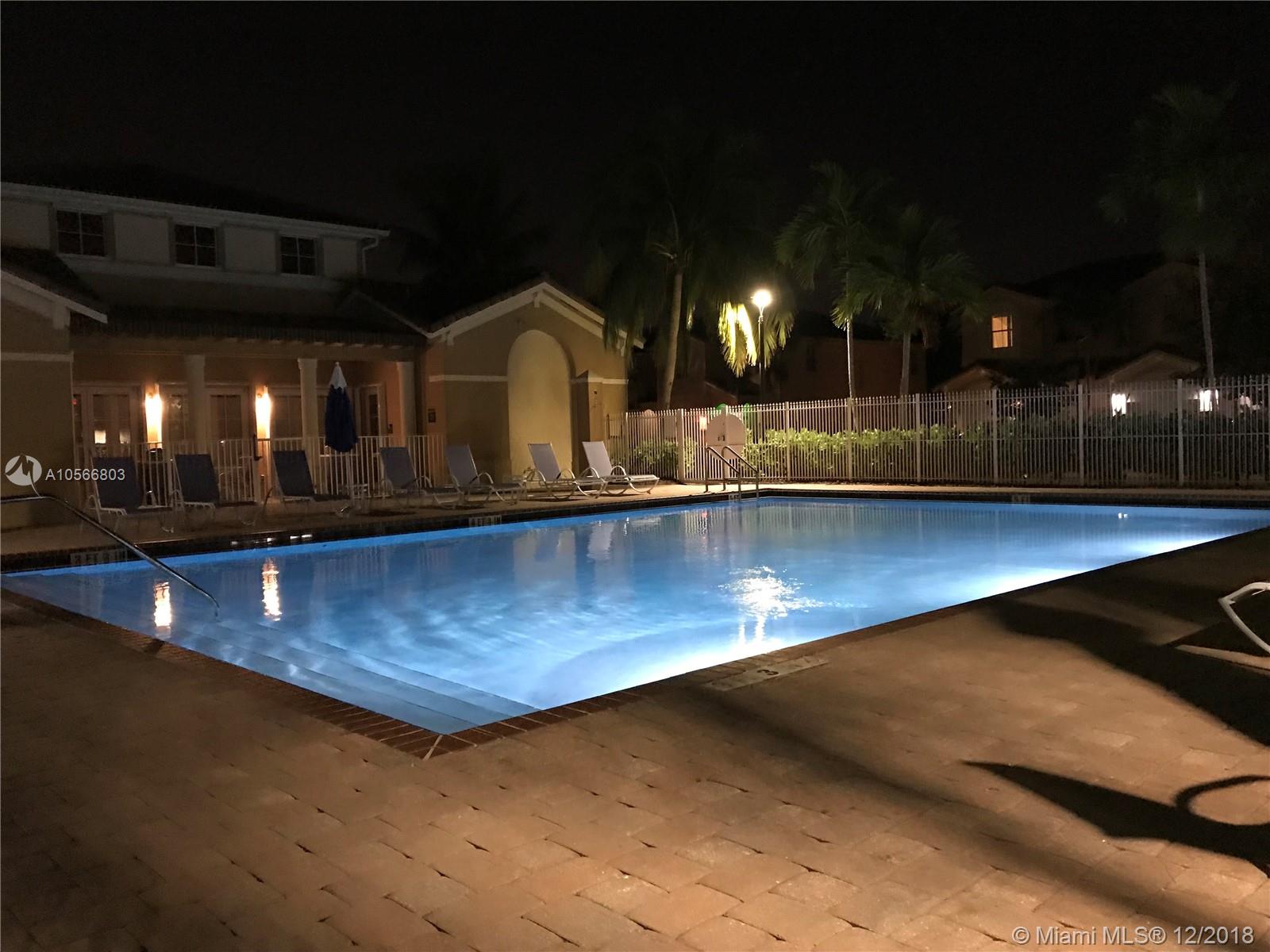 KENDALL BREEZE SOUTH - Residential