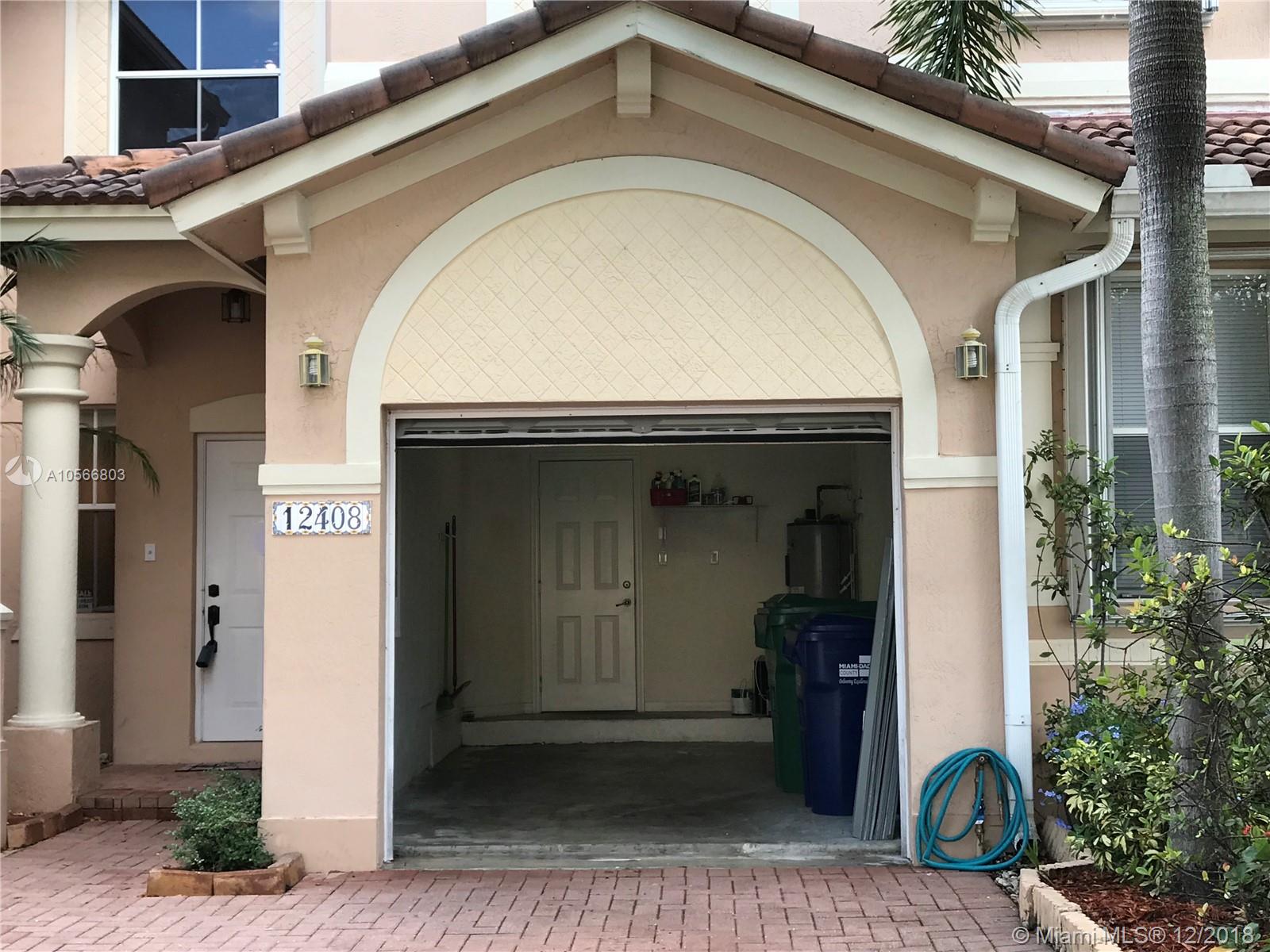 KENDALL BREEZE SOUTH - Residential