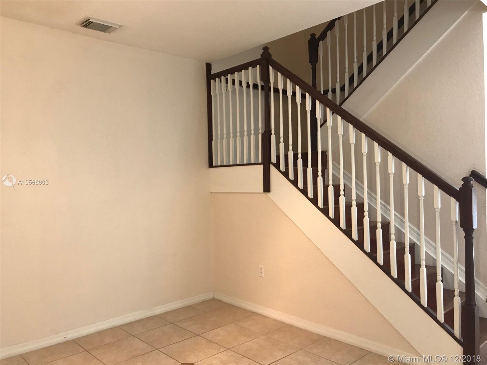 KENDALL BREEZE SOUTH - Residential